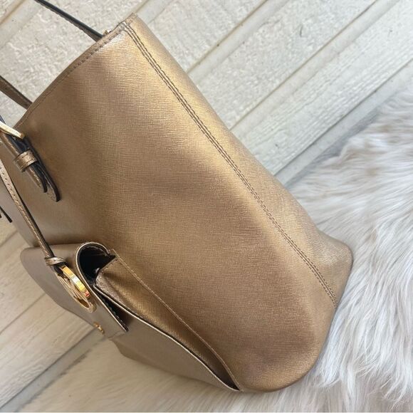 MICHAEL KORS Gold Champagne Pocket Jet Set Hamilton Voyager Tote - Picture 2 of 10